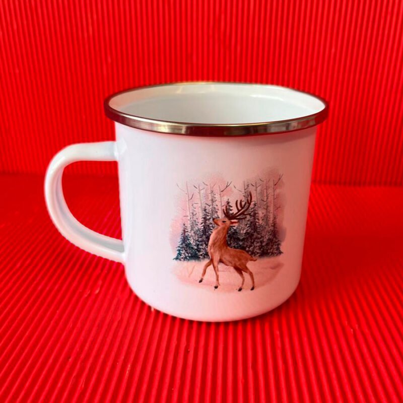 Taza navideña con imagen de venado